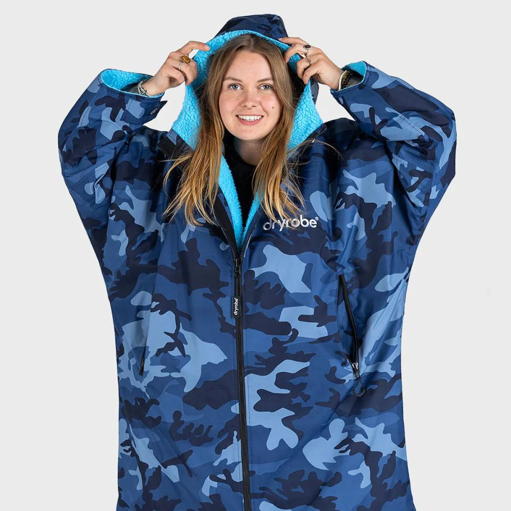 dryrobe Advance Long Sleeve Changing Robe - Blue Camo / Blue Extra Image 3